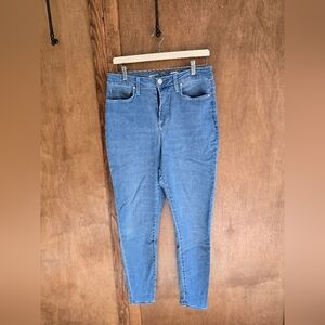 Seven7 Women's Skinny Jeans in Blue